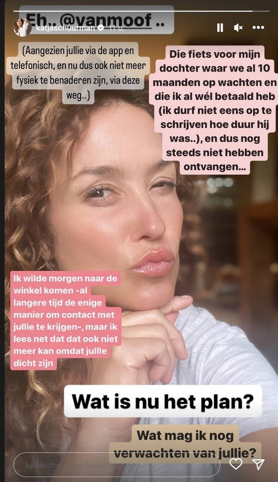 Jongens geef Katja snel die fiets anders gaat ze weer autorijden