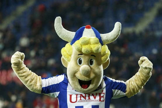 3. Als Heero, de rechtszaken winnende mascotte van SC Heerenveen