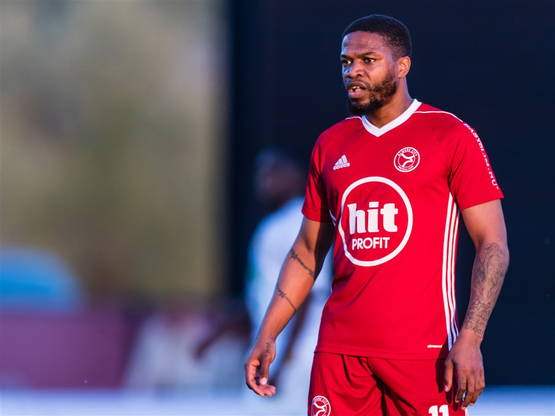 Jergé Hoefdraad in tenue van Almere City (2019)