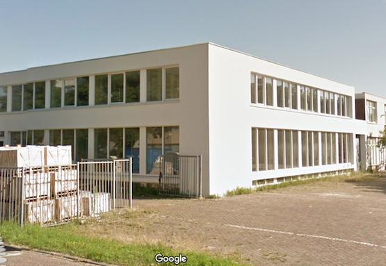 Moskee of Bedrijfspand? Moskee of Bedrijfspand?
