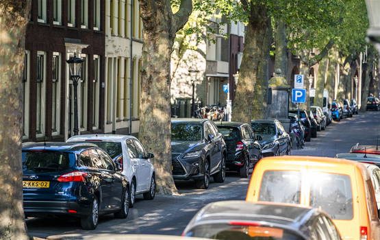 Dit jaar - Niet veel mensen op straat