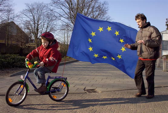 En uiteraard: de vlag van Amsterdam