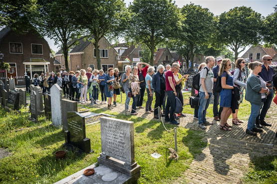 De mensen stonden van ellende in de rij om dood te gaan