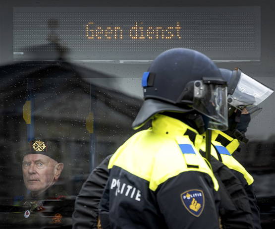 De oproep/uitnodiging/affiche De oproep/uitnodiging/affiche
