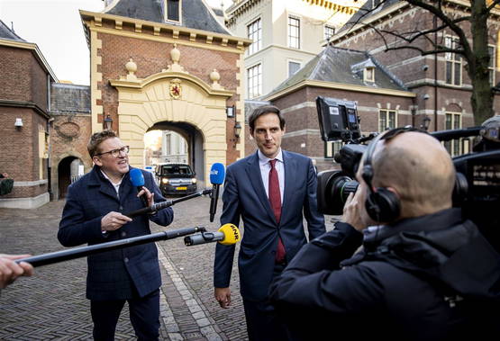 De koning & heel Rutte IV