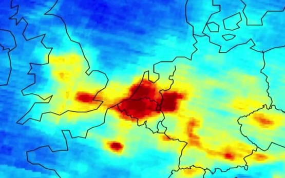 Hoi Pernis. Hoi Schiphol. Hoi Tata. Hoi chemiebedrijven. Hoi fossiele energiebedrijven. Hoi files