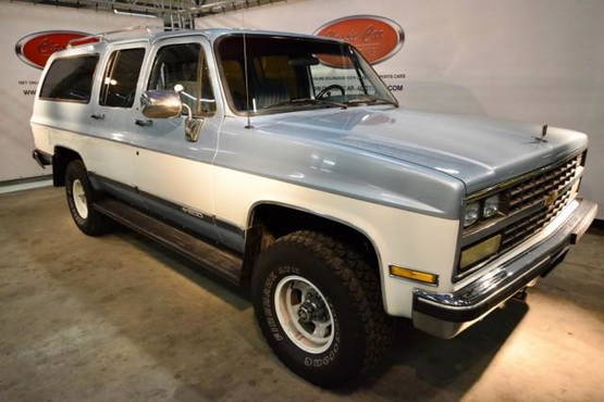 Chevy Suburban kopen, een museumversie (Van Rossem)