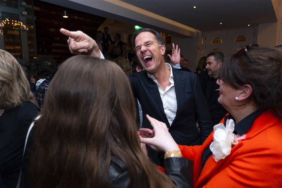 Ondertussen, op het VVD-feest vanavond