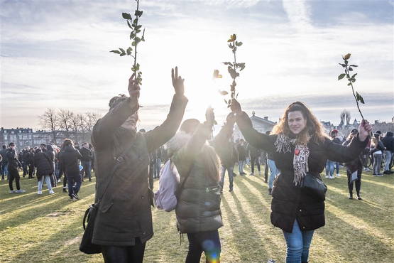 Foto’s: Vrouwen bij de Museumpleindemo's